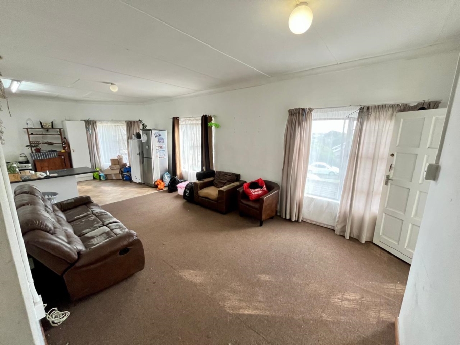 To Let 2 Bedroom Property for Rent in Cambridge Eastern Cape
